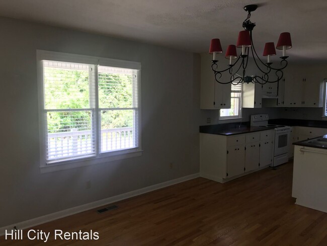 Building Photo - 3 br, 2 bath House - 127 Creekview Court