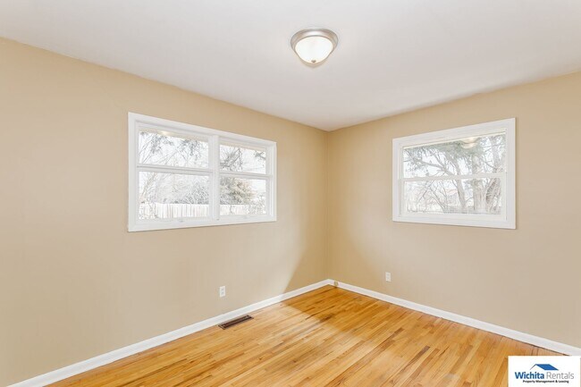 Foto del edificio - 2 bedroom duplex with bonus room