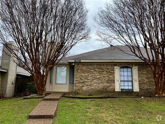 Building Photo - 11824 Garden Terrace Dr