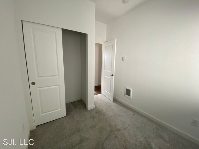 Building Photo - 3 br, 2 bath House - 605 Finnegan Way