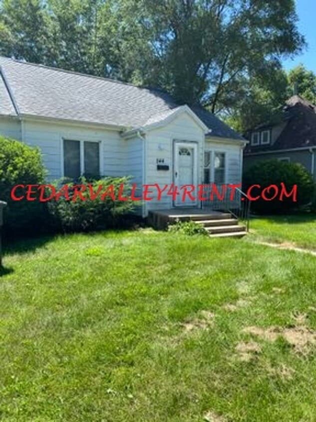 Foto principal - 544 Archer Waterloo, Iowa 2 Bedroom, 1 Bat...
