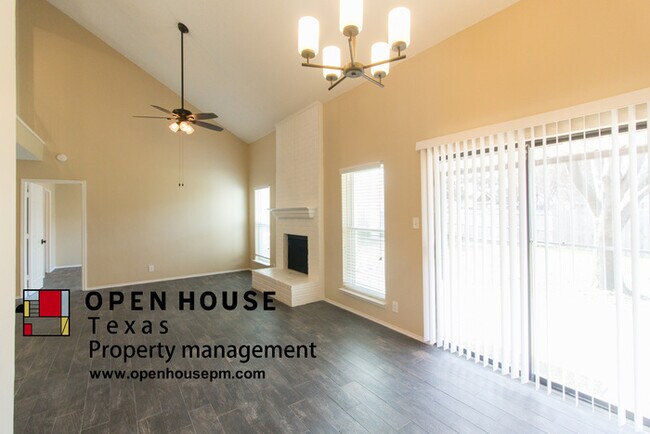 Building Photo - 5808 Fox Hunt Dr, Arlington