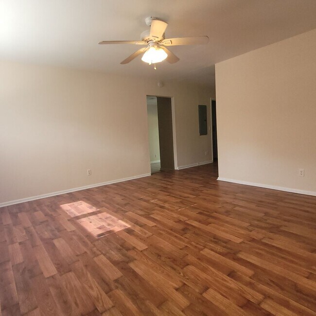 Foto del edificio - 3 Bedroom 2 Bath Ranch Home
