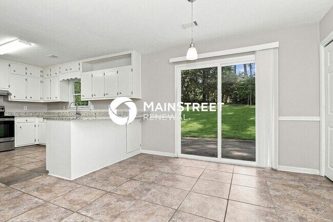 Foto del edificio - 3 Bedroom Pet-Friendly Home in Conyers, GA with Main Street Renewal