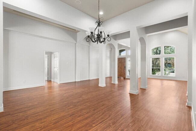 Foto del edificio - 2602 White Falls Dr