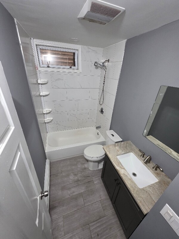 Foto del edificio - 718 E 18th St