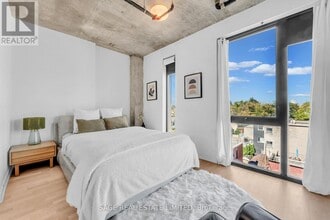 Building Photo - 109 Wolseley St