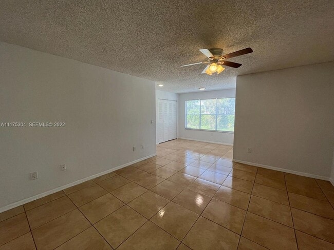Building Photo - Spacious 2-bed, 2-bath apartment - Ponte Verde at Palm Beach Lakes