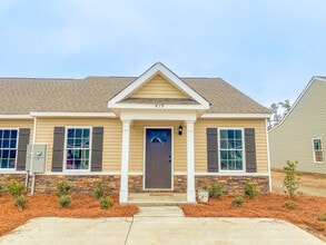 Building Photo - 419 Andover Dr