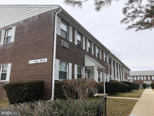 Building Photo - 4701 Pennell Rd