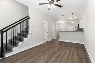 Building Photo - 203 Copeland Rd