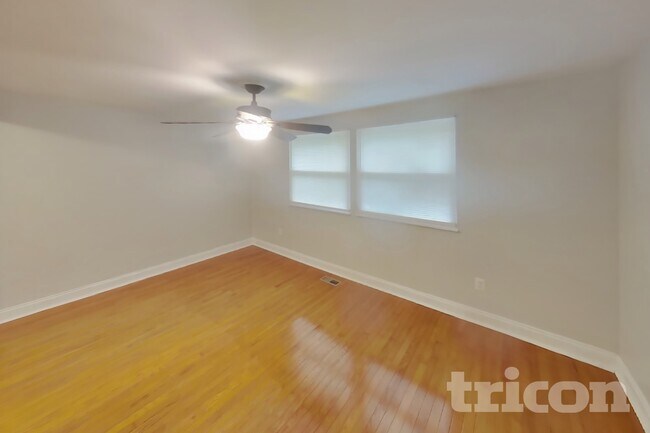 Foto del edificio - 3630 Saltwood Glen
