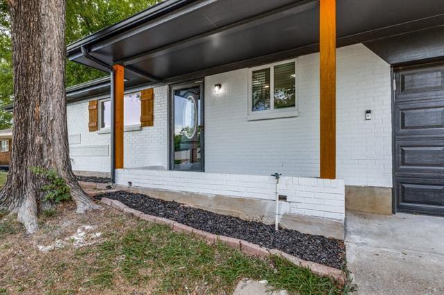 Building Photo - 1235 Carla Dr