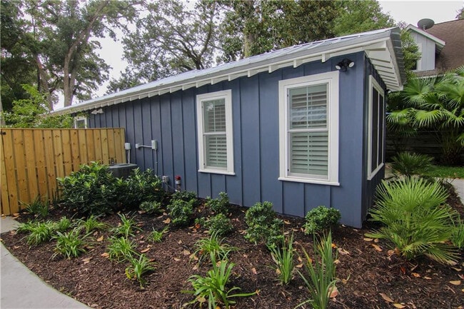 Building Photo - 112 Fish Fever Ln