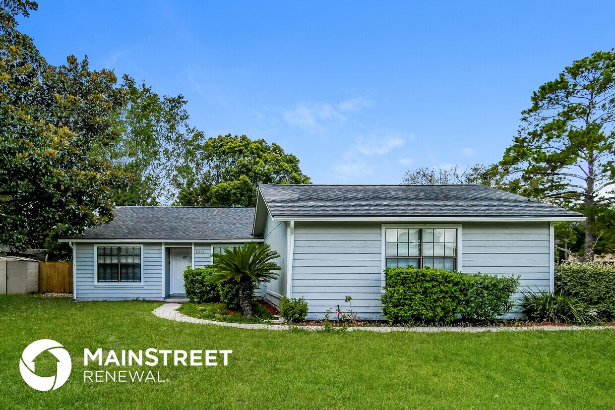 Foto principal - 8272 Hamden Rd W