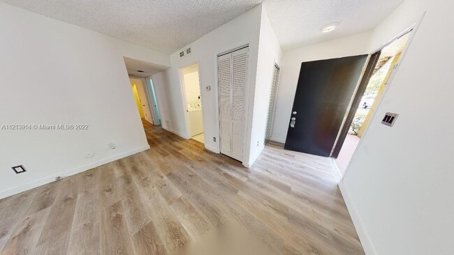 Building Photo - 292 SW 83rd Way