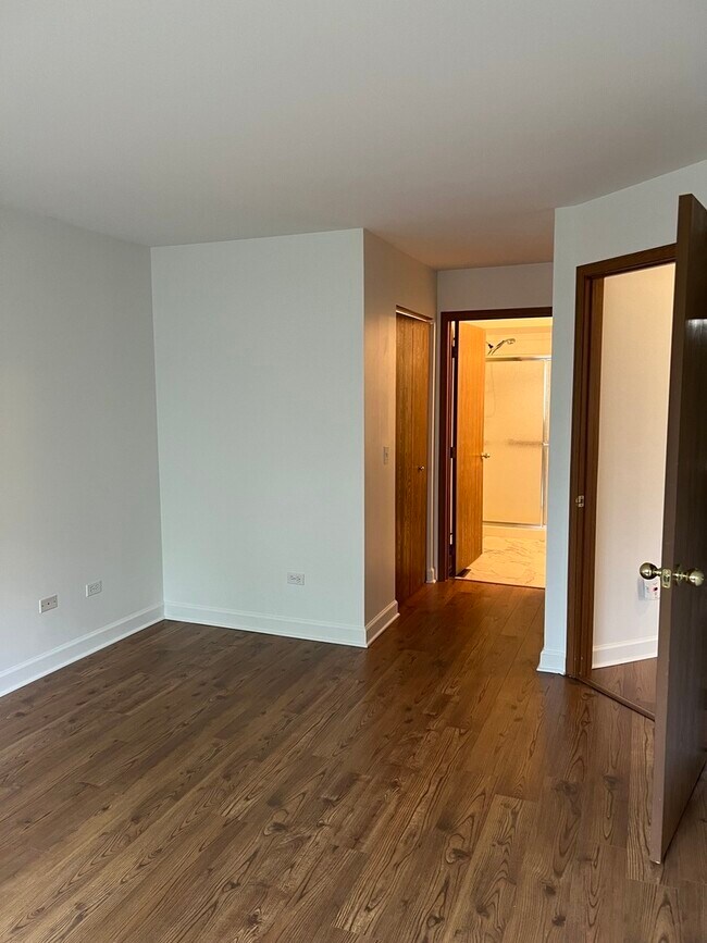 Foto del edificio - 1140 Westminster Ln