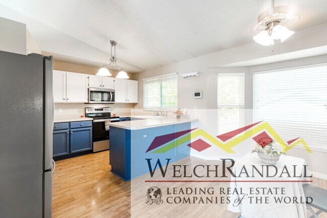 Building Photo - 4 Bedroom 2 Bath West Valley Home