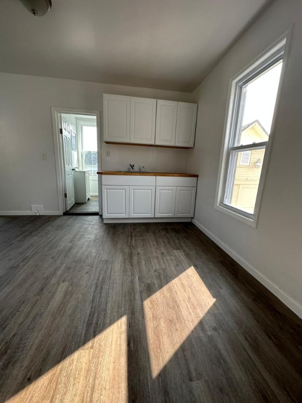 250 Division St Unit 2Rear, Amsterdam, NY 12010 | Apartments.com