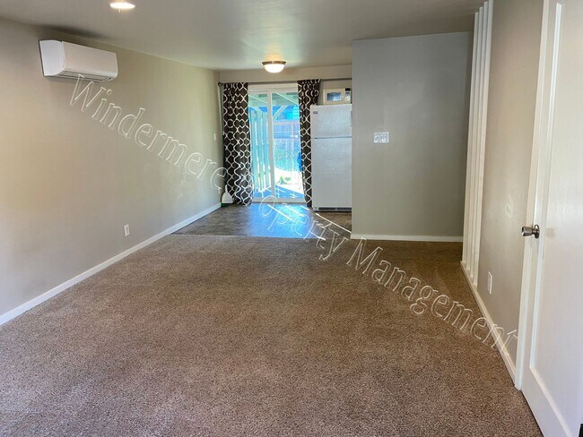Foto del edificio - 1730-1732 Bloomington Avenue