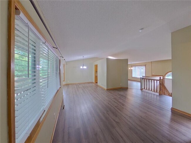 Foto del edificio - 10381 163rd St W