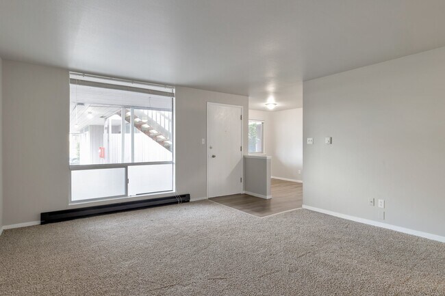 Foto del edificio - Garden Square Apartments