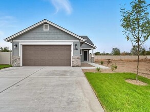 Building Photo - 1581 Witt