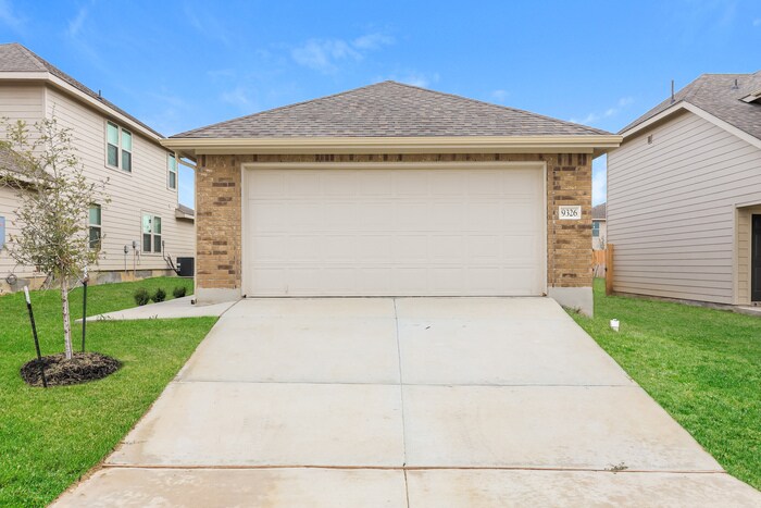 Primary Photo - Somerset Trails - 9326 Dogwood Hill, San A...