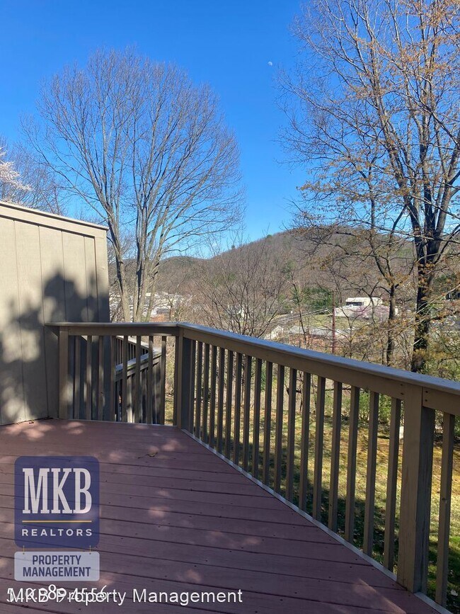 Foto del edificio - 2 br, 2.5 bath House - 3455 Londonderry Ct.
