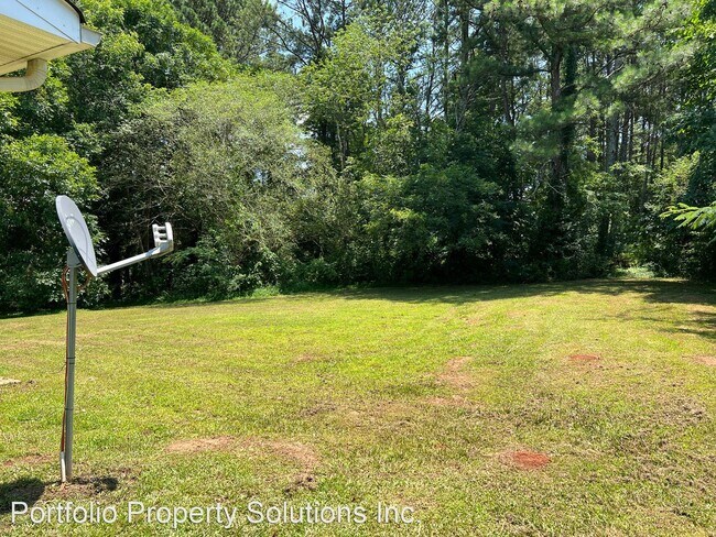 Building Photo - 3 br, 2 bath House - 135 Meadowview Terrace