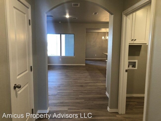 Building Photo - 3 br, 2 bath House - 6902 67th Street