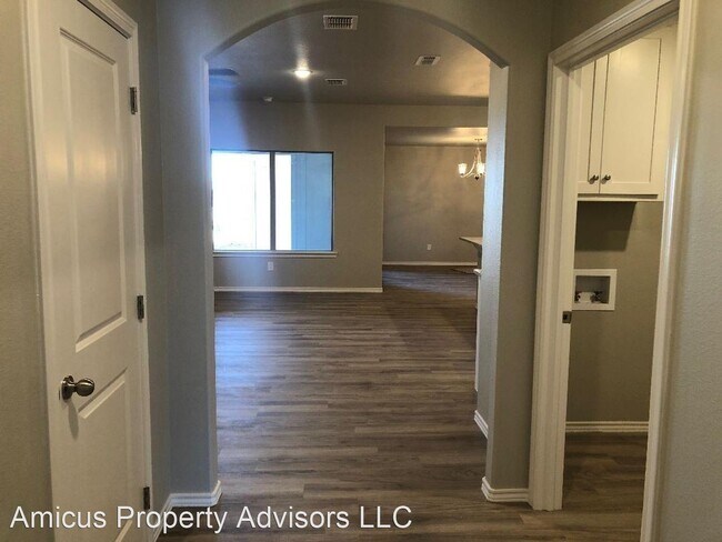 Foto del edificio - 3 br, 2 bath House - 6902 67th Street