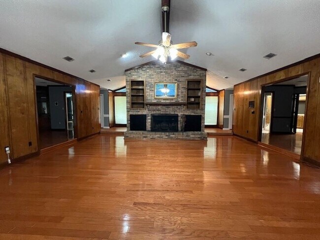 Foto del edificio - 3 Bedroom, 3 Bath Home in Dearing