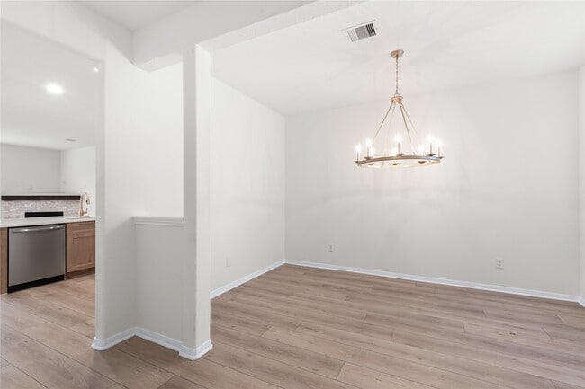 Foto del edificio - 714 Northridge Terrace Ln