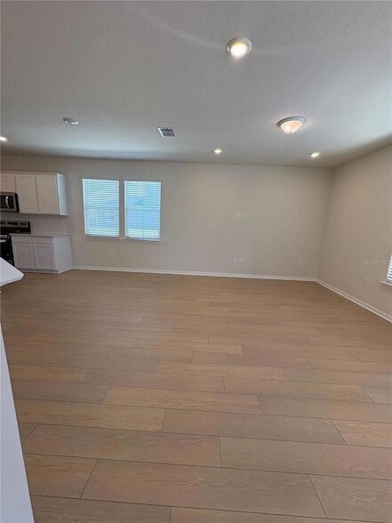 Foto del edificio - 6433 Breeze Filled Ln
