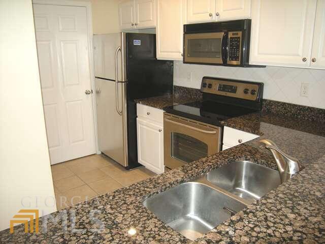 Foto del edificio - 1307 Westchester Ln NE