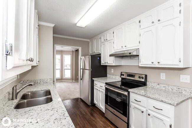 Building Photo - 813 Seven Springs Dr, Birmingham, AL 35215