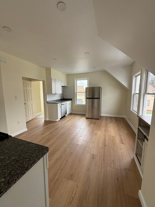 Foto del edificio - 80 Gladstone St