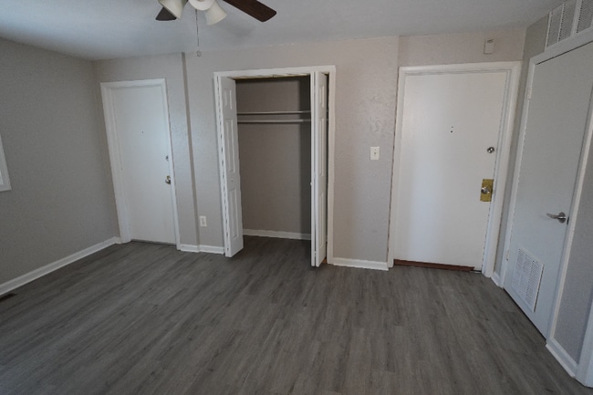 Building Photo - 5551 Force Rd