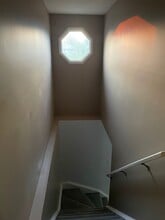 Building Photo - 24 Moss Pl