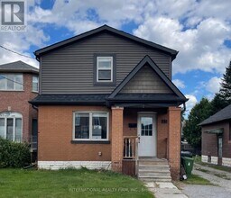 Building Photo - 35 Renfield St