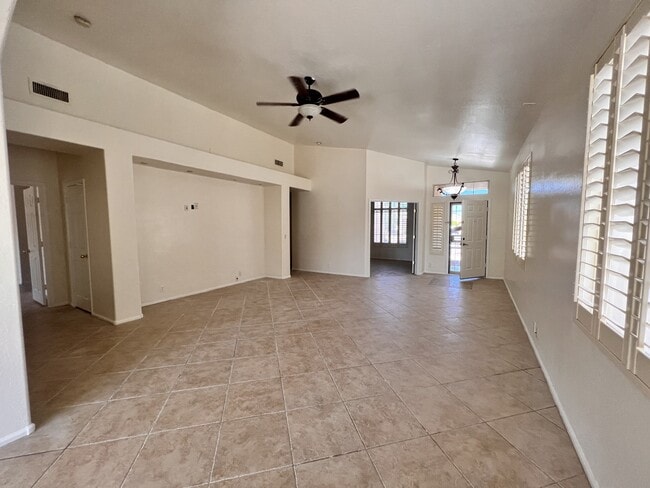 Building Photo - 7239 E Lobo Ave