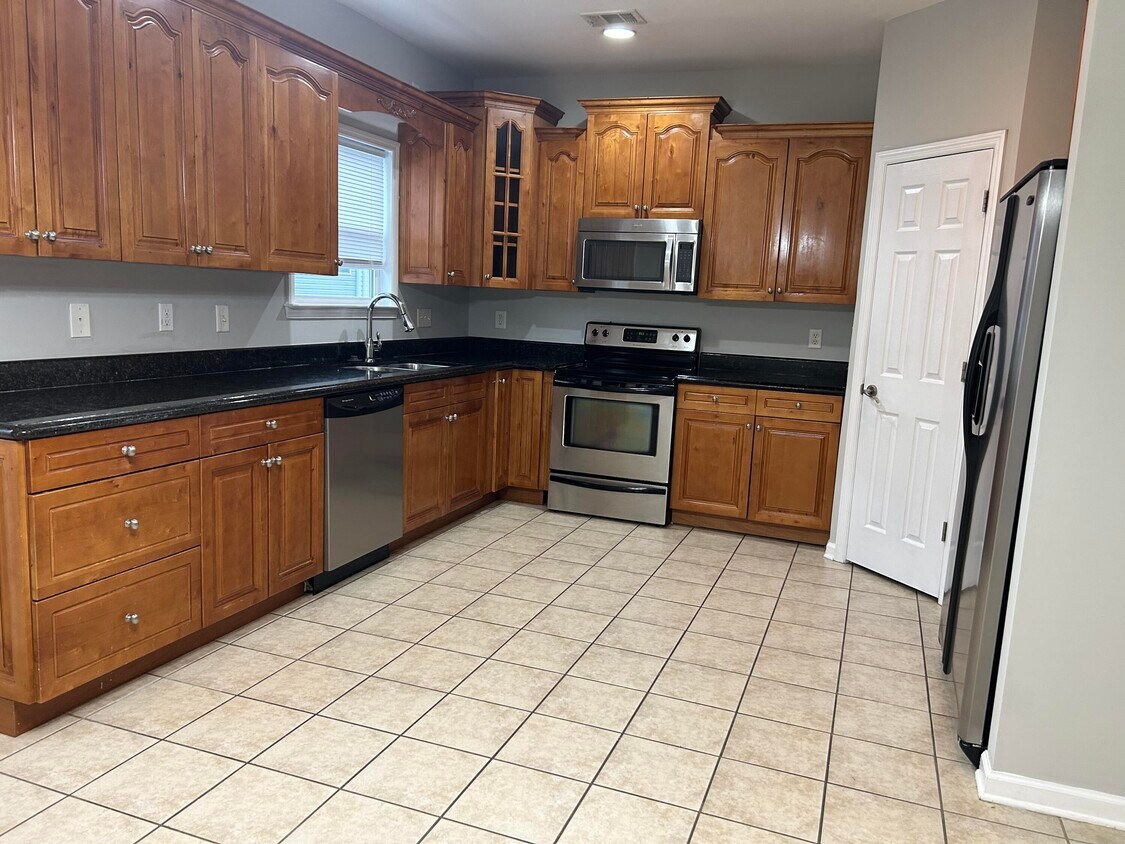 Foto principal - 2212 River Park Ct