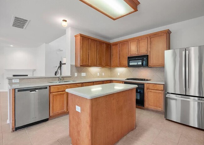 Foto del edificio - 10812 Casitas Dr
