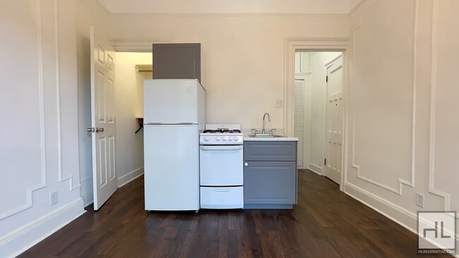 Foto del edificio - ALCOVE STUDIO ON 6 AVENUE IN PARK SLOPE NORTH