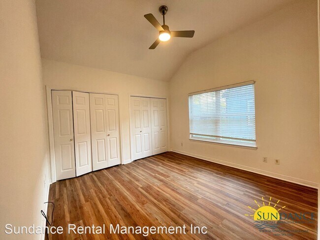 Foto del edificio - 2 br, 1 bath House - 2617 Windsor Lane N