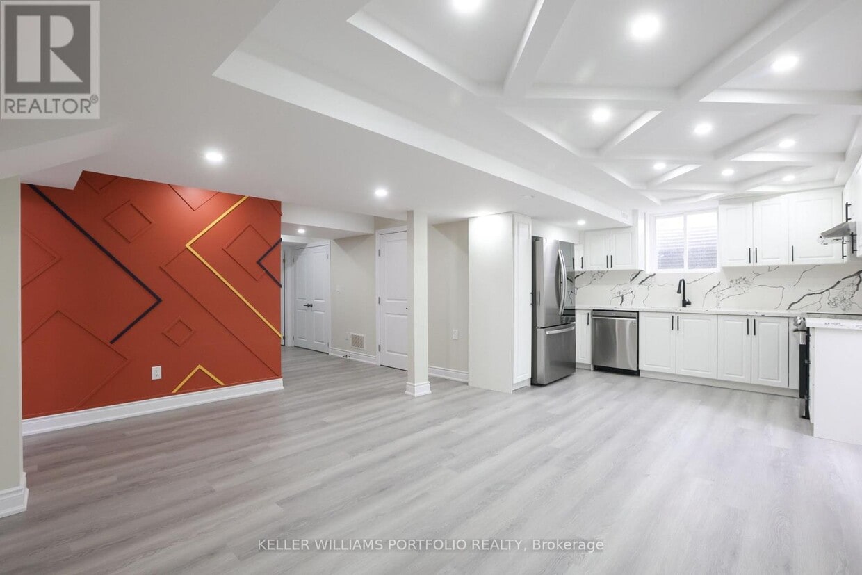 Photo principale - 99 Hurst Dr