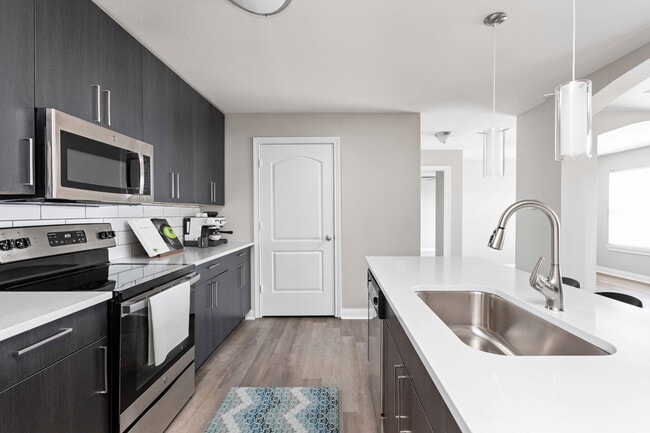 Kitchen - Autumn Breeze Apartments