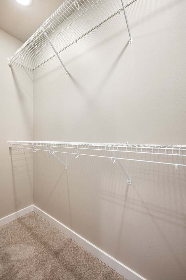 Building Photo - 1288sf | 2 Bedrooms 2.5 Baths | 2 Car Garage