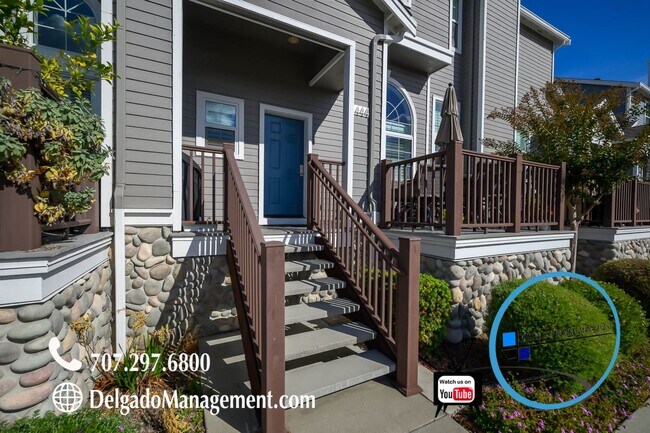 Building Photo - Portside Village 3/2.5 Townhouse!